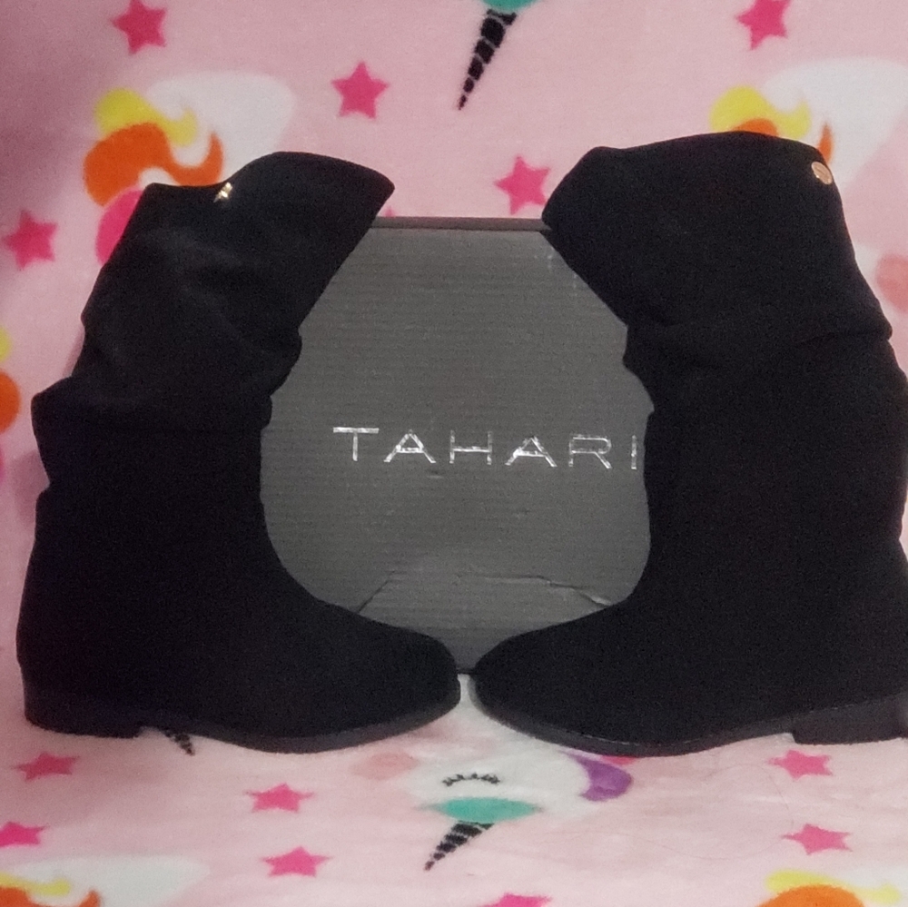 Tahari Boots